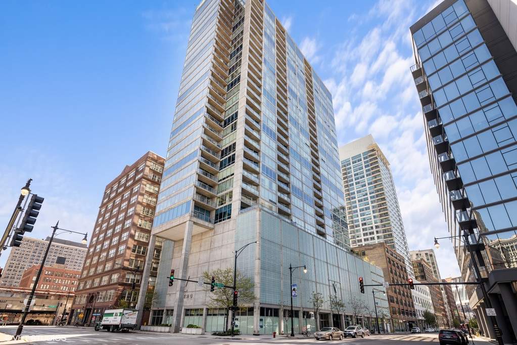 611 S Wells Street #1108 property in Chicago