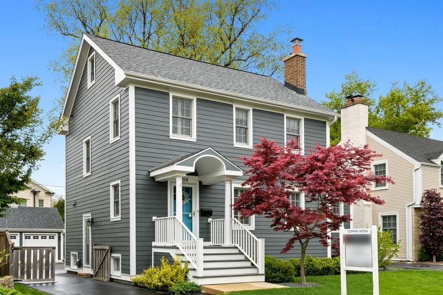 2114 Greenwood Avenue property in Wilmette