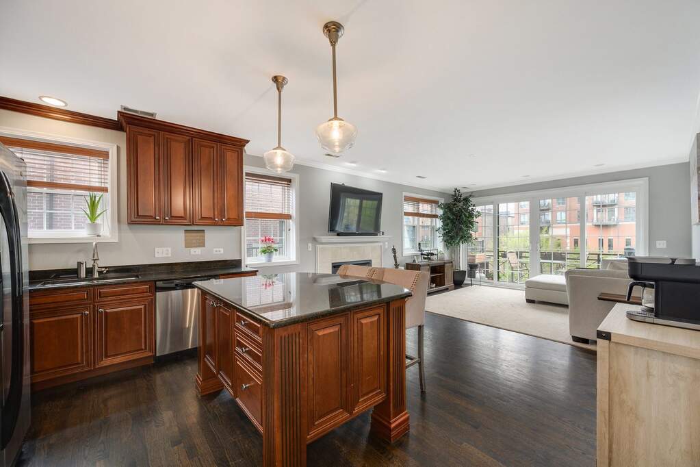 Park Tower penthouse interior at 800 North Michigan Avenue