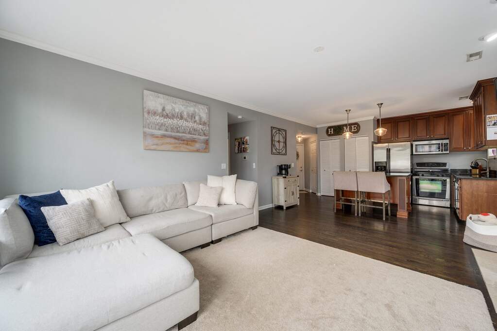 Private full-floor residence detail at Park Tower