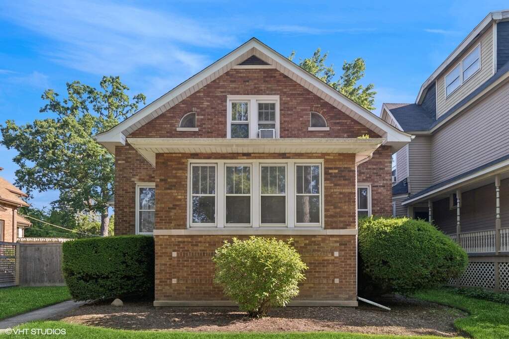 1524 Forest Avenue property in Wilmette