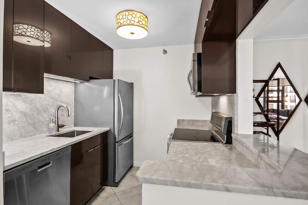 Designer kitchen and refined entertaining spaces