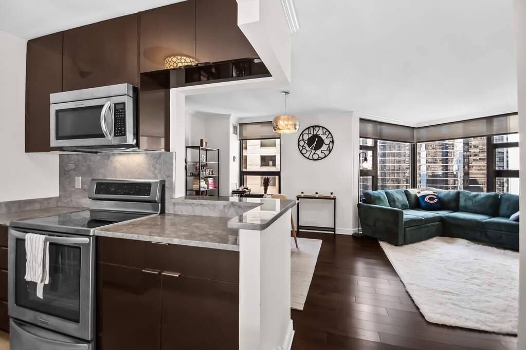 Penthouse bedroom suite overlooking Chicago