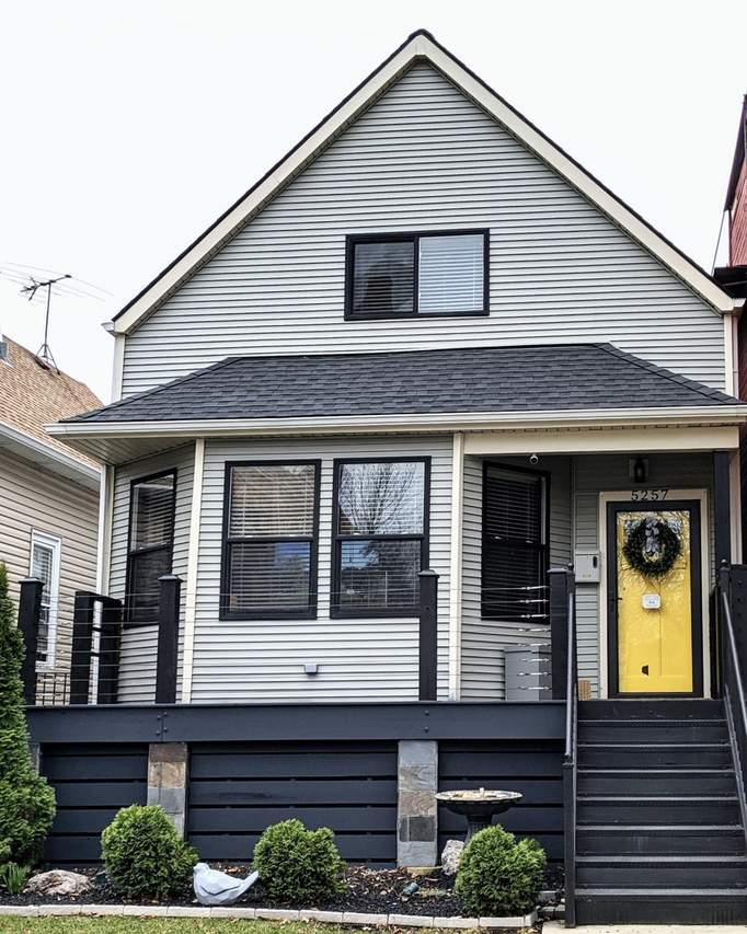 5257 W Warwick Avenue property in Chicago