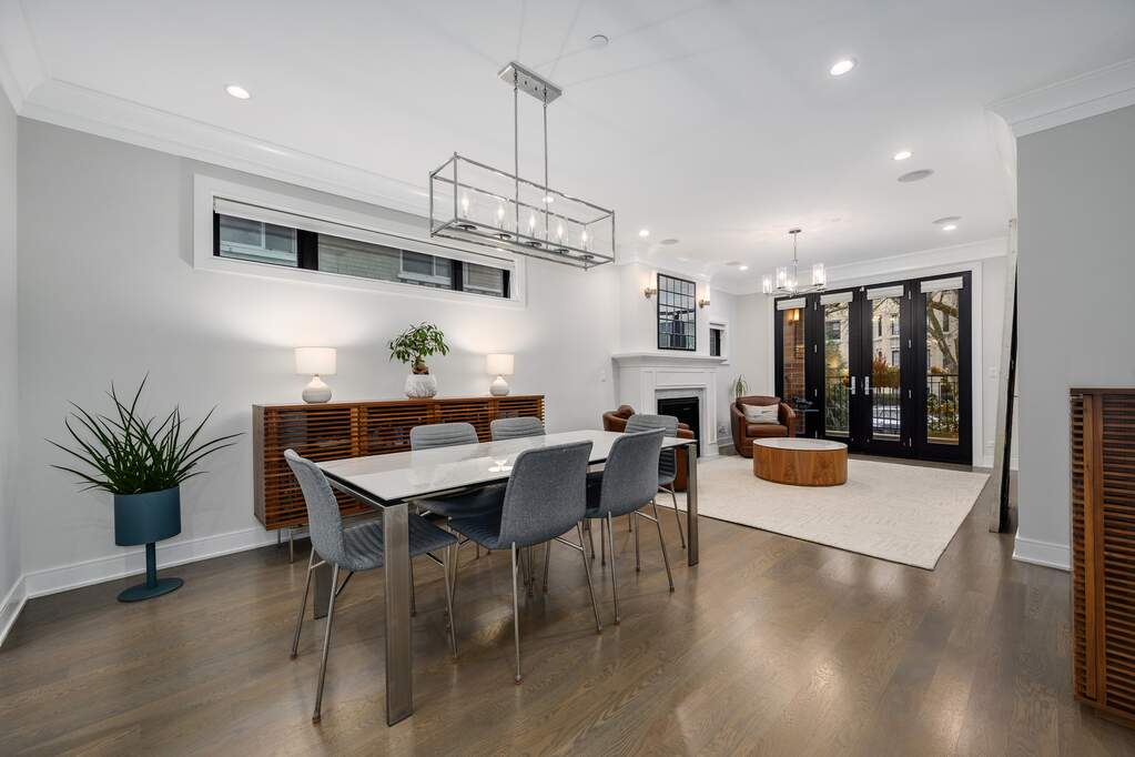 Designer kitchen and refined entertaining spaces