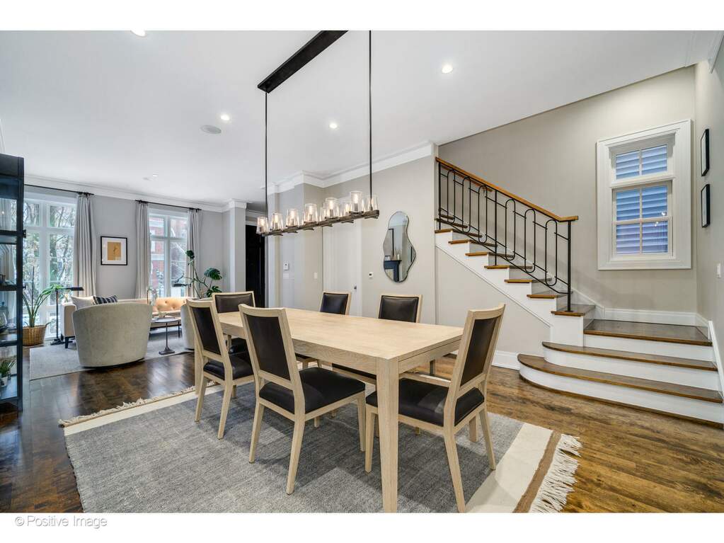 Private full-floor residence detail at Park Tower