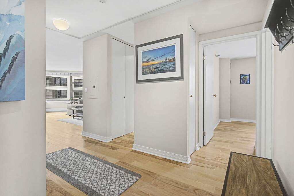 Luxury living space with panoramic Chicago views
