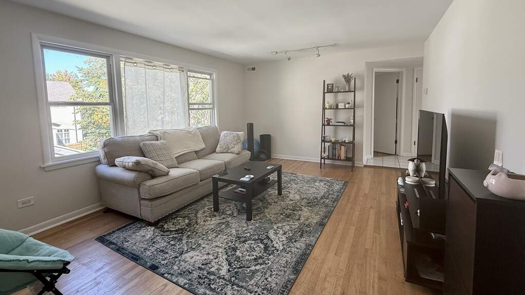 Park Tower penthouse interior at 800 North Michigan Avenue