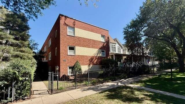 4831 N Hermitage Avenue #3B property in Chicago