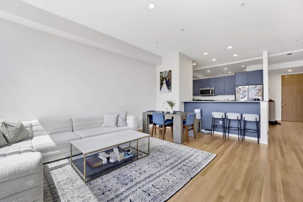 Park Tower penthouse interior at 800 North Michigan Avenue