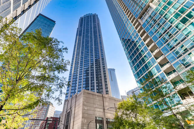512 N Mcclurg Court #5210 property in Chicago