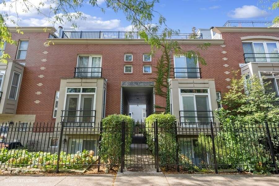 3618 N Lakewood Avenue #F property in Chicago