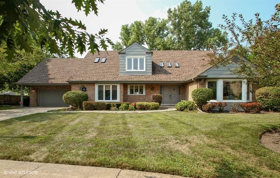 616 Touraine Terrace property in Northbrook