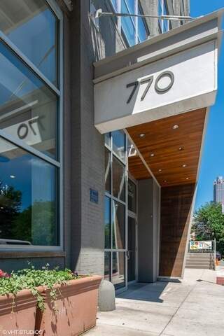 770 W Gladys Avenue #605 property in Chicago