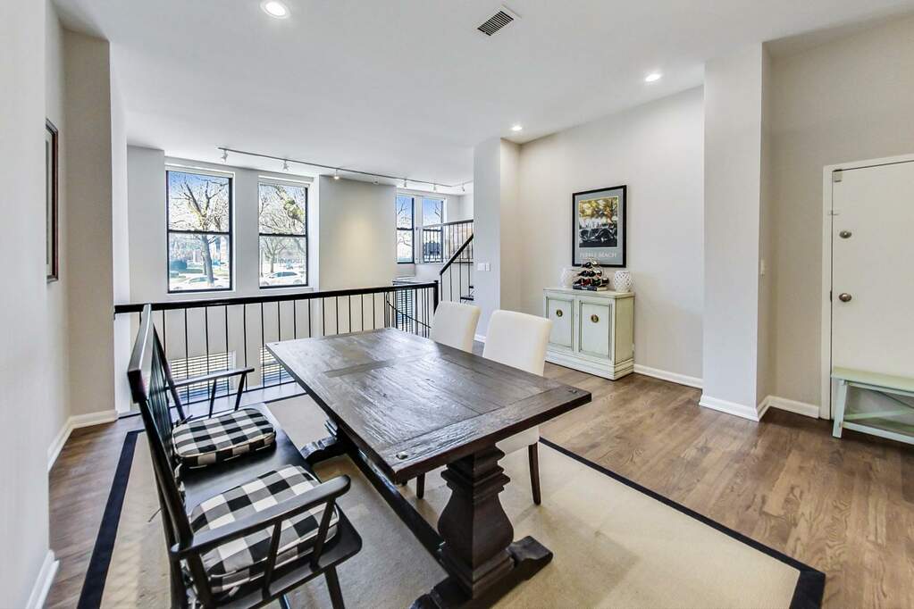 Luxury living space with panoramic Chicago views