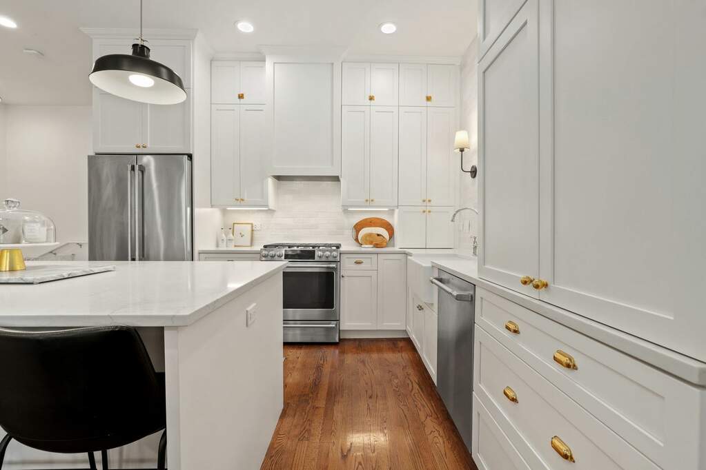 Private full-floor residence detail at Park Tower