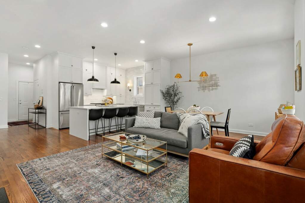 Luxury living space with panoramic Chicago views