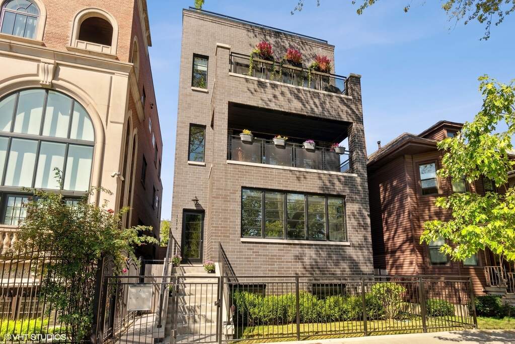 1516 W Wrightwood Avenue #3 property in Chicago