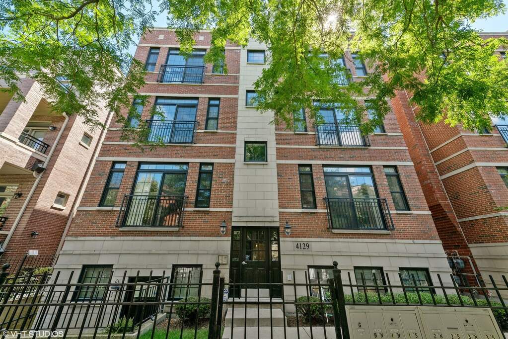 4129 N Kenmore Avenue #3N property in Chicago