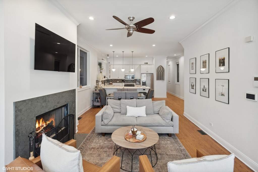 Luxury living space with panoramic Chicago views
