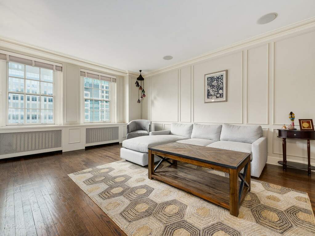 Luxury living space with panoramic Chicago views