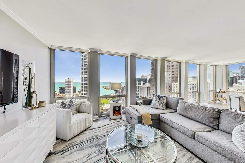 Luxury living space with panoramic Chicago views