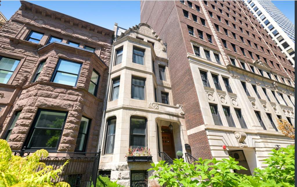 68 E Cedar Street #1F property in Chicago