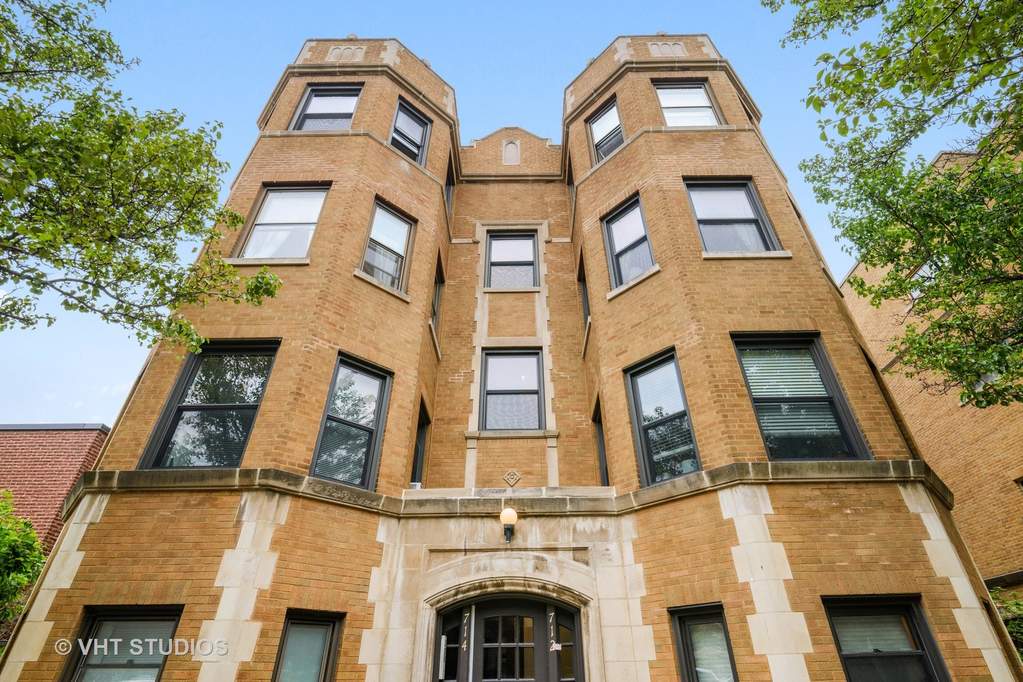 714 W Wellington Avenue #3 property in Chicago
