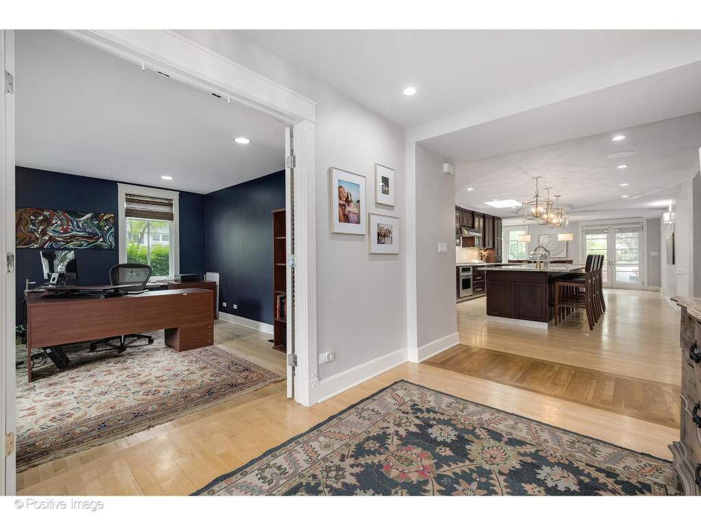Designer kitchen and refined entertaining spaces