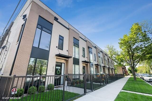1913 N Monticello Avenue property in Chicago