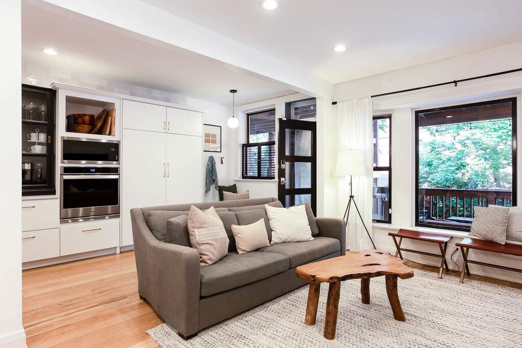 Private full-floor residence detail at Park Tower
