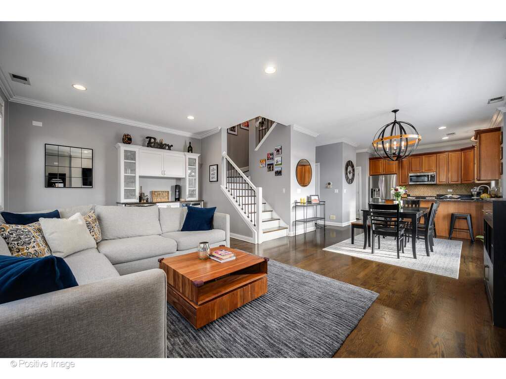 Park Tower penthouse interior at 800 North Michigan Avenue