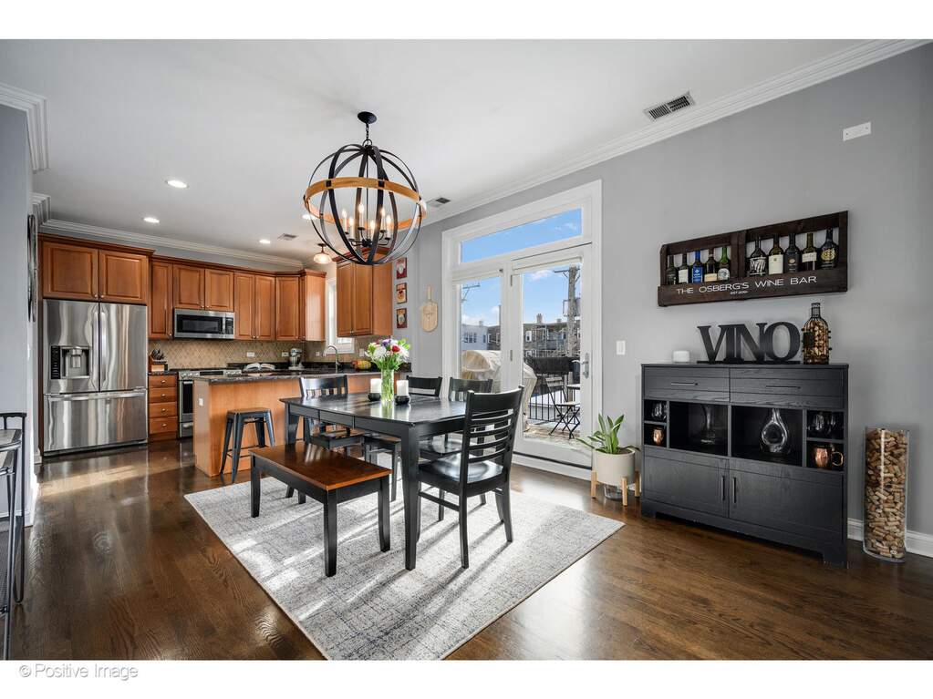 Luxury living space with panoramic Chicago views