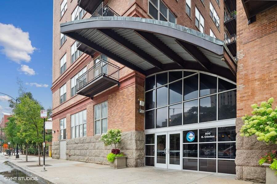 500 S Clinton Street #512 property in Chicago