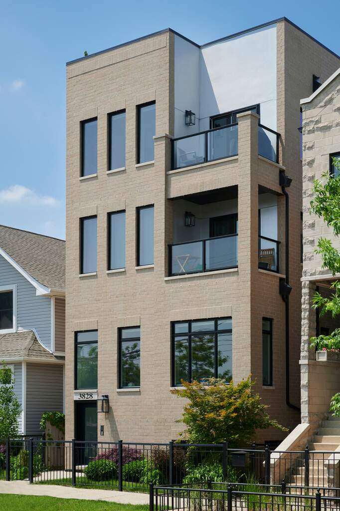 3828 N Racine Avenue #3 property in Chicago