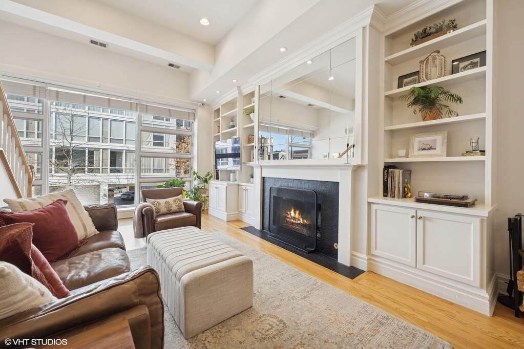 Luxury living space with panoramic Chicago views