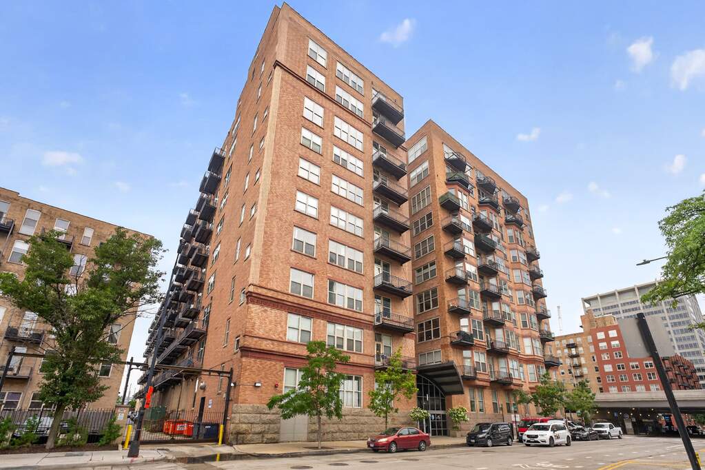 500 S Clinton Street #1013 property in Chicago