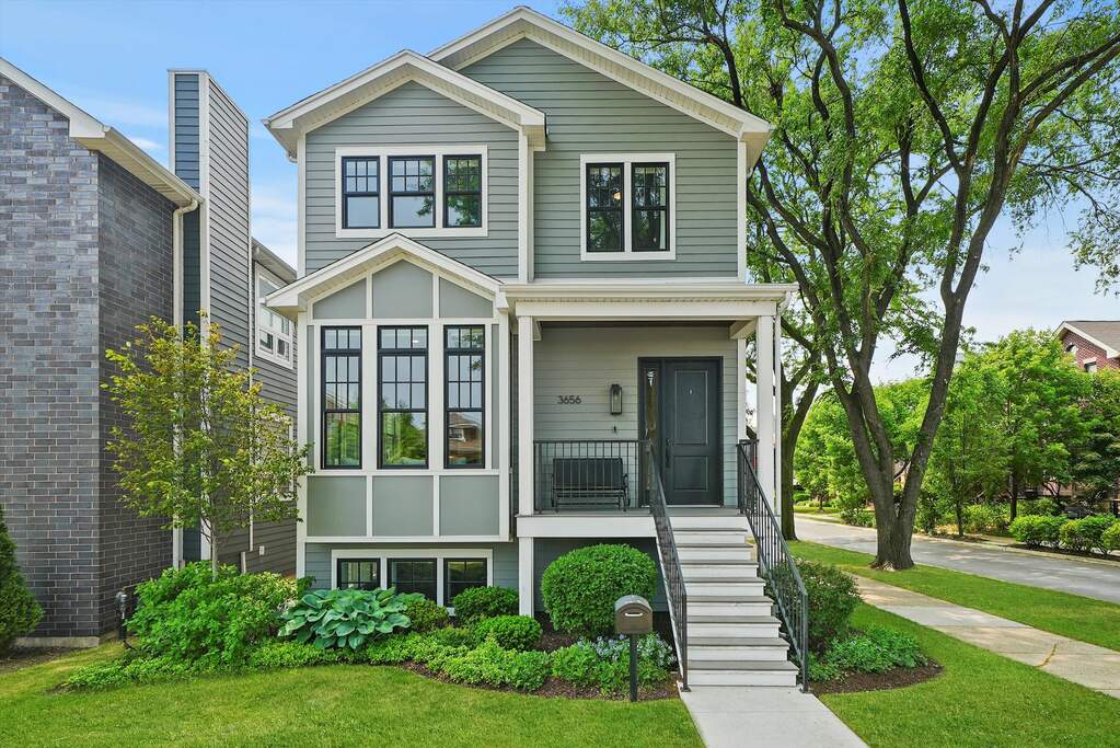 3656 N Artesian Avenue property in Chicago