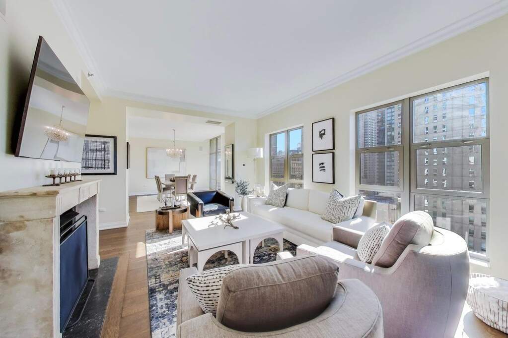 Luxury living space with panoramic Chicago views