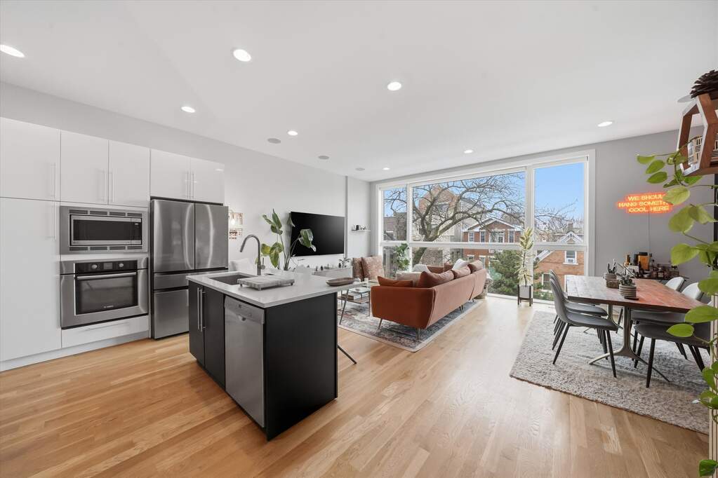 Park Tower penthouse interior at 800 North Michigan Avenue