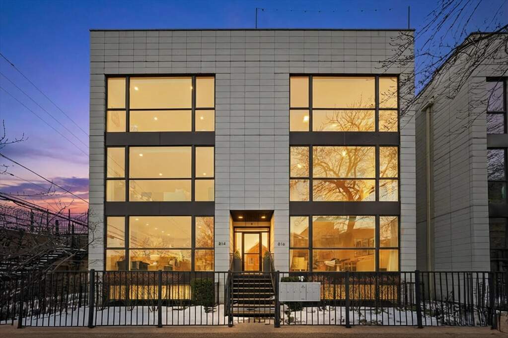 816 N Wood Street #3N property in Chicago