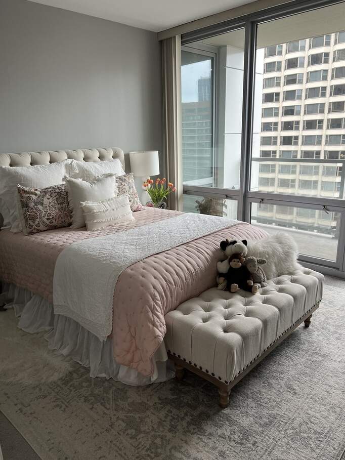 Penthouse bedroom suite overlooking Chicago