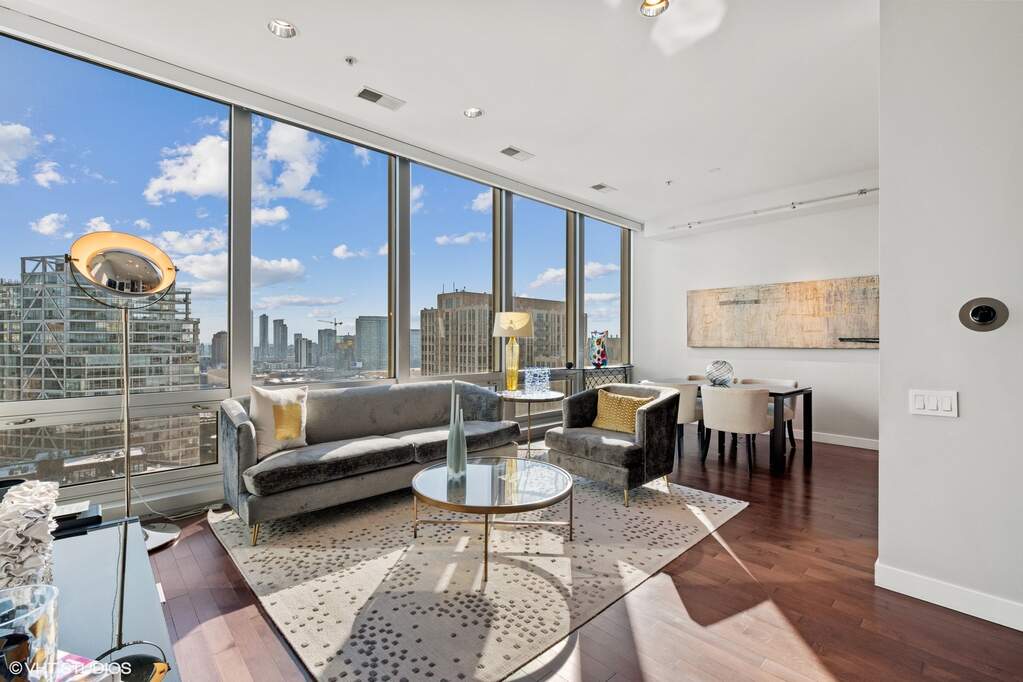 Luxury living space with panoramic Chicago views