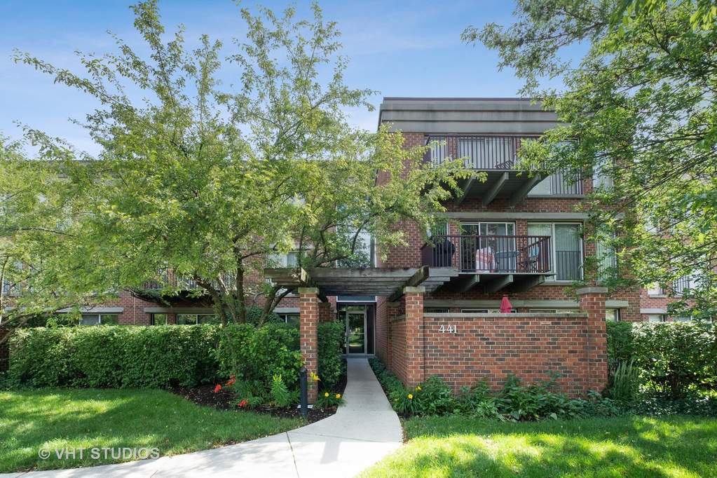 441 Kelburn Road #316 property in Deerfield