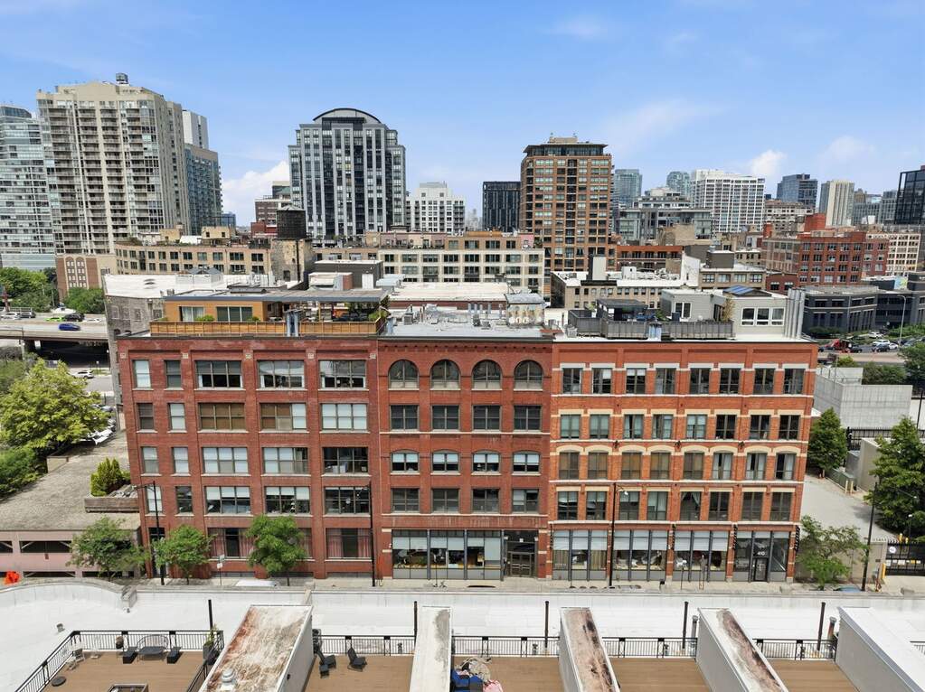 420 W Grand Avenue #5B property in Chicago