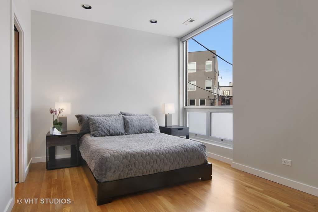 Private full-floor residence detail at Park Tower