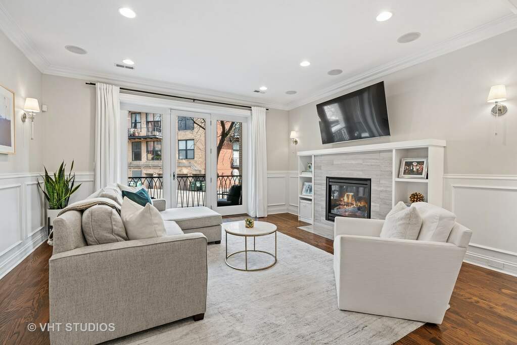Park Tower penthouse interior at 800 North Michigan Avenue