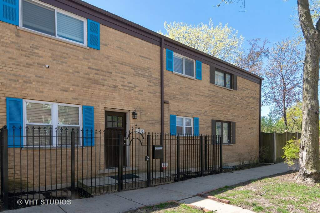 2127 N Humboldt Boulevard #B property in Chicago