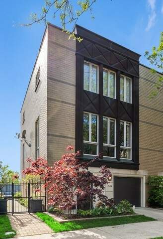 2106 N Lakewood Avenue property in Chicago