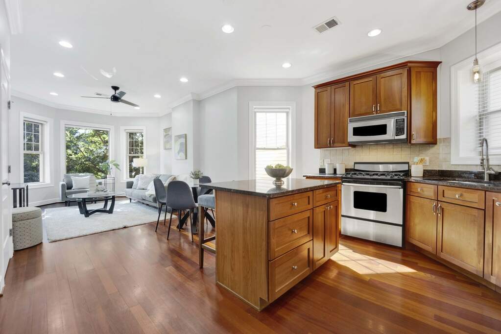 Private full-floor residence detail at Park Tower